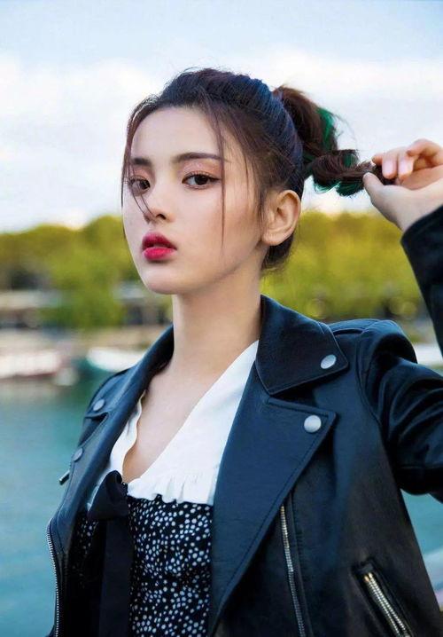 爱豆吃瓜娱乐酱周深,从音乐才子到吃瓜达人，揭秘爱豆背后的趣味生活  第3张